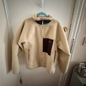 Patagonia Cream and Brown Fleece Jacket